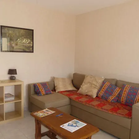 2 Pieces Familial Avec Parking Prive, Proche Et - Motte - Fr-1-328-91 Διαμέρισμα *